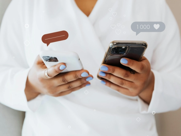 scroll like réseaux sociaux chez les jeunes